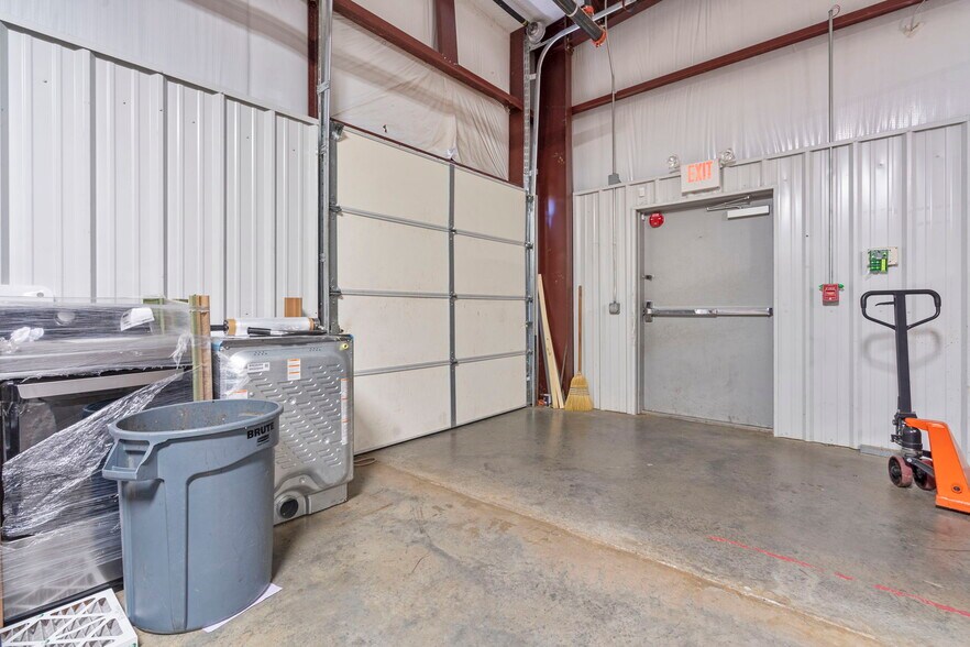 More Photos Of 3758 Hwy 412 E, Siloam Springs Freestanding For Sale