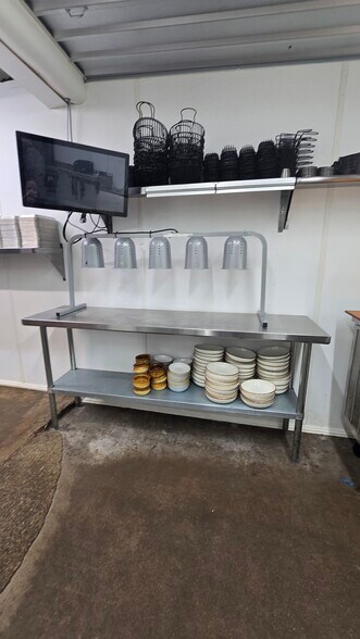 More Photos Of 4021 Acton Hwy, Granbury General Retail For Lease