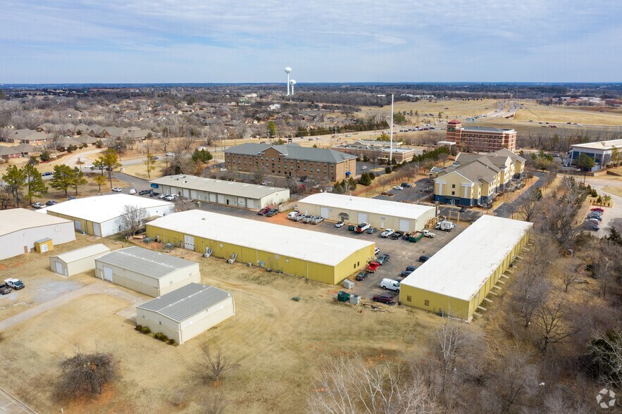 More Photos Of 3724 E 2nd St, Edmond Warehouse For Sale