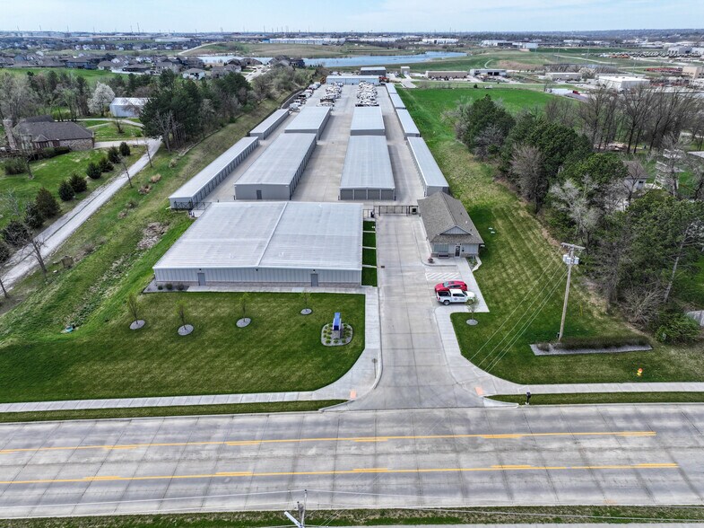 More Photos Of 9518 S 120th St, La Vista Self Storage For Sale
