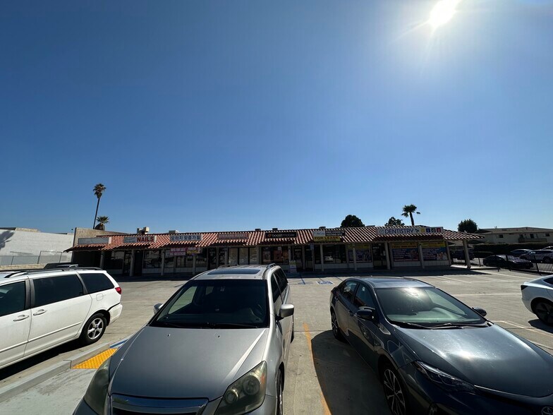 More Photos Of 3050 W Lincoln Ave, Anaheim Unknown For Lease