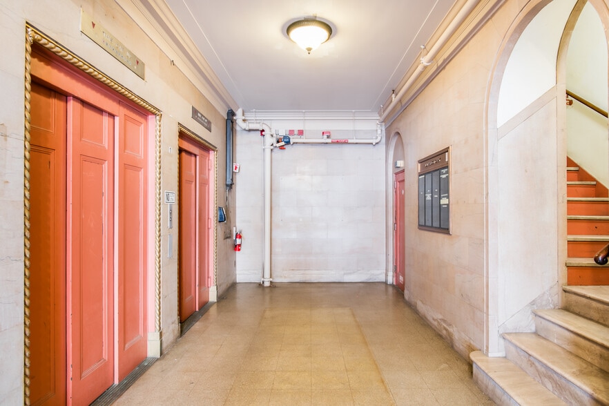 More Photos Of 56-58 Suffolk St, Holyoke Office Residential For Lease