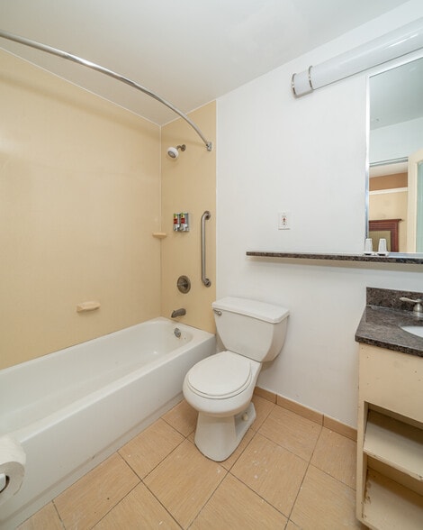 More Photos Of 129 W 46th St, New York Hotel For Sale