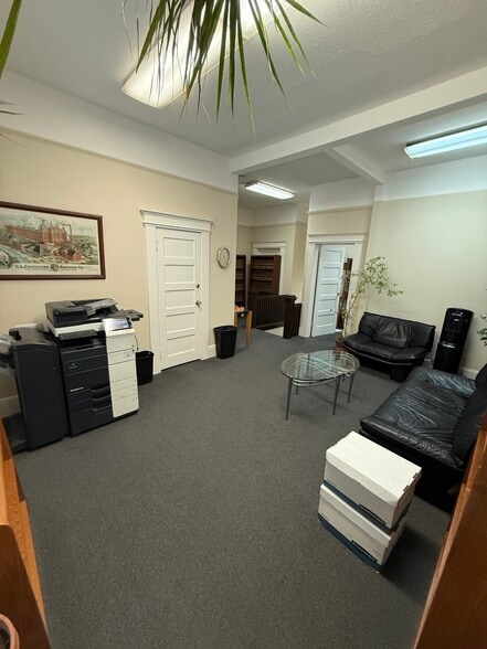 More Photos Of 93 Devine St, San Jose Office For Lease