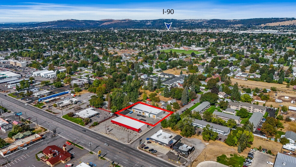 More Photos Of 21 N Skipworth Rd, Spokane Valley Showroom For Sale