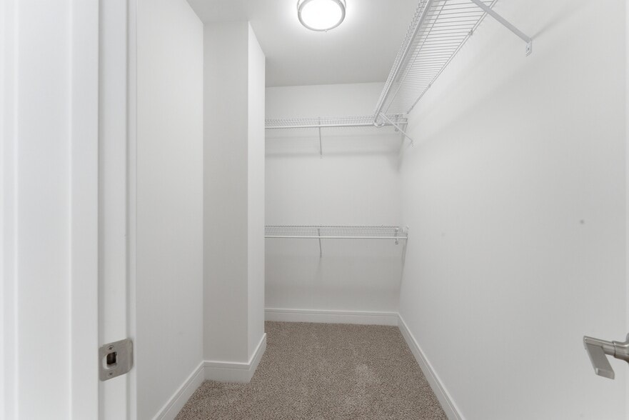 More Photos Of 214 N Walnut St, Bensenville Apartments For Sale