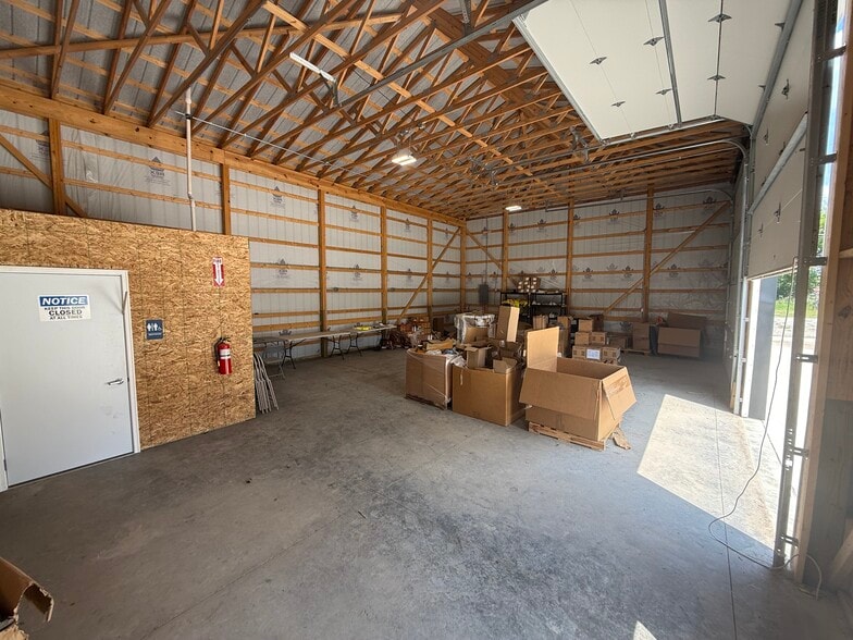 More Photos Of 517 E Hawthorne St, Fort Wayne Industrial For Lease