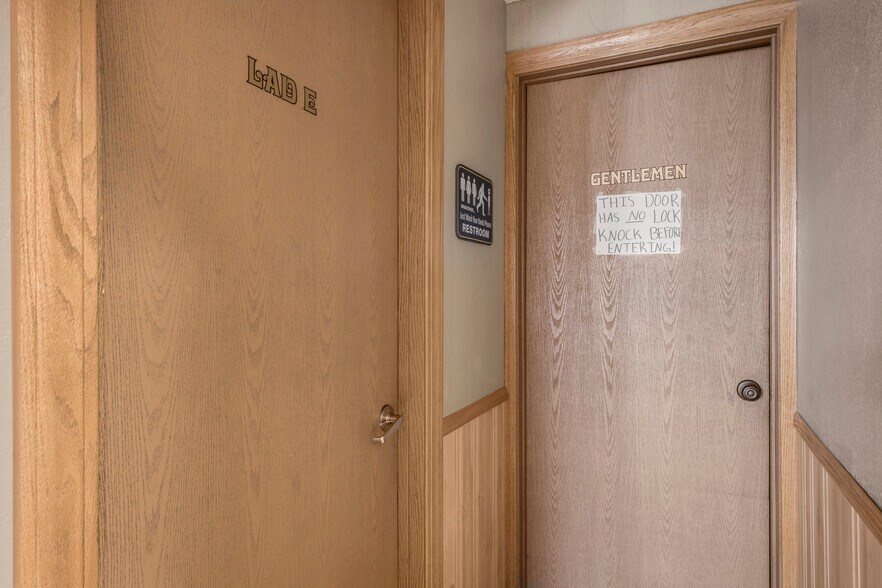 More Photos Of 104-112 Main St, Wanamingo General Retail For Sale