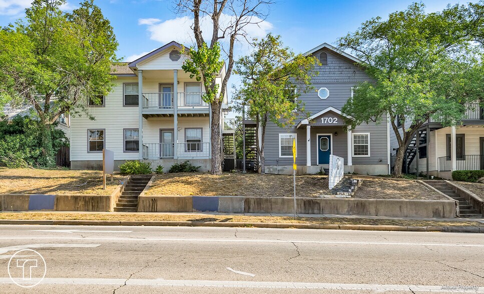 More Photos Of 1702 W 6th St, Austin Office For Lease