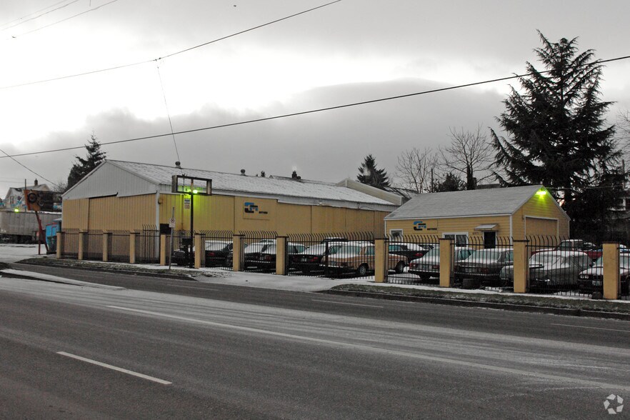 More Photos Of 6931 NE Martin Luther King Jr Blvd, Portland Auto Repair For Sale