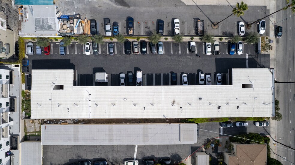 More Photos Of 5331 Cahuenga Blvd, North Hollywood Apartments For Sale