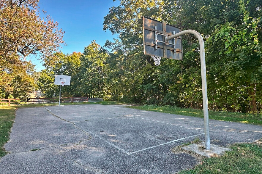 More Photos Of 36 Main St, Stanhope General Retail For Sale