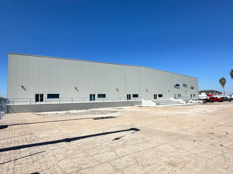 More Photos Of 1910 S 10th St, Hidalgo Refrigeration Cold Storage For Sale