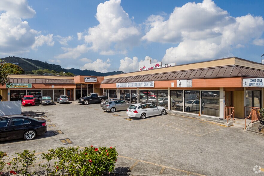 Primary Photo Of 2000 S Beretania St, Honolulu Storefront Retail Office For Sale