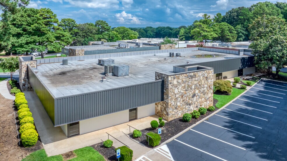 More Photos Of 2801 Clearview Pl, Doraville Office For Sale