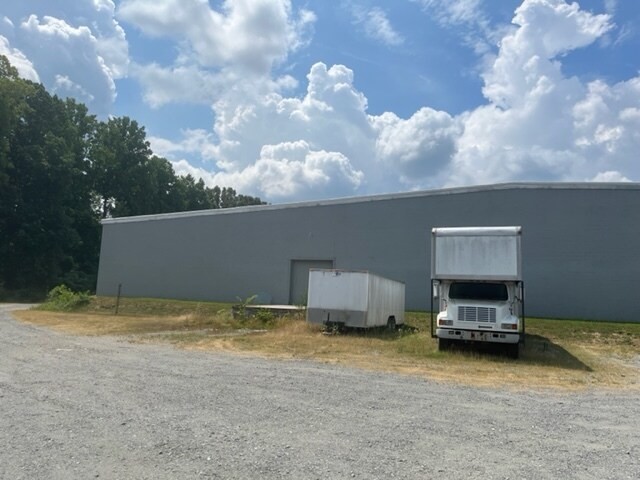 More Photos Of 635 King St, Reidsville Industrial For Sale