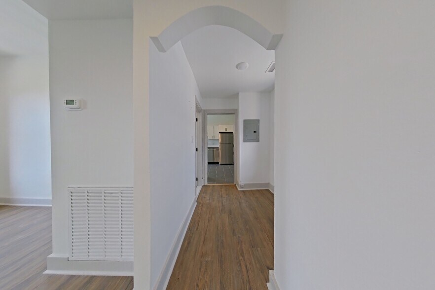 More Photos Of 201 Rochelle Ave, Philadelphia Multifamily For Sale