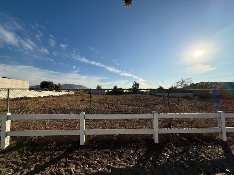 More Photos Of SEC 6th & Temescal Ave, Norco Land For Sale