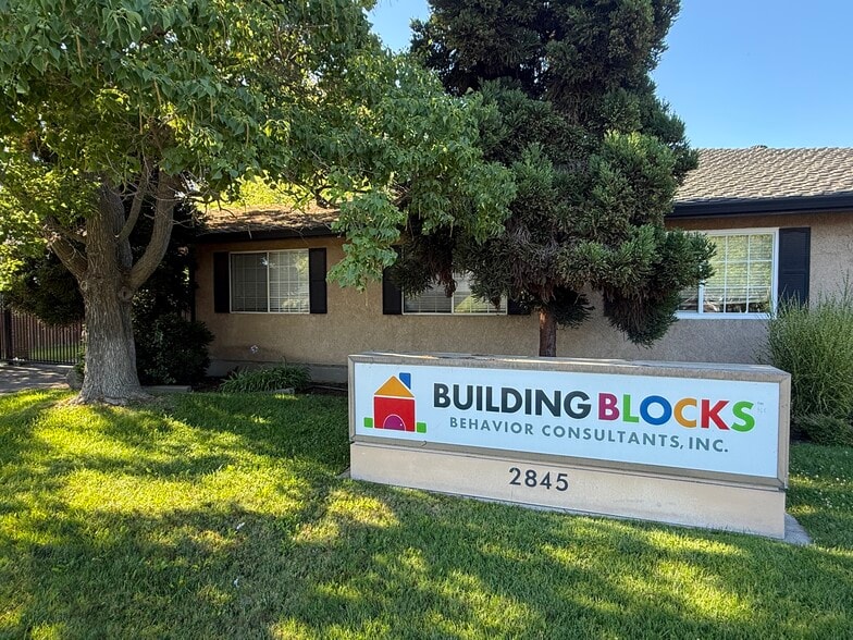 More Photos Of 2845 Marconi Ave, Sacramento Office For Sale
