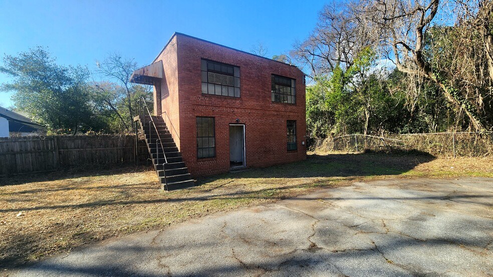 More Photos Of 2344 N Lumpkin Rd, Columbus Office For Sale