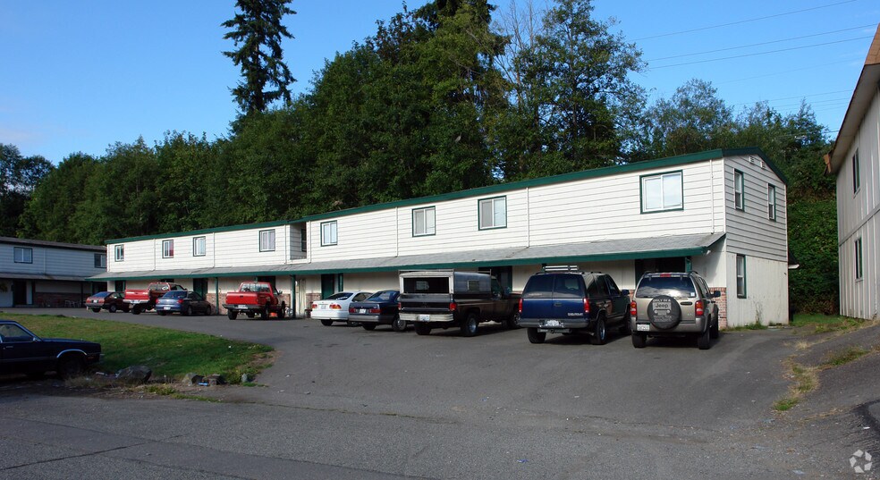 Primary Photo Of 8755 Shoreplace Pl NW, Silverdale Apartments For Sale