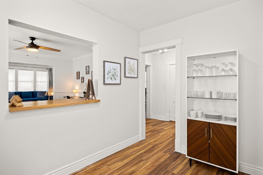 More Photos Of 810 E Sciota Ave, Peoria Heights Multifamily For Sale