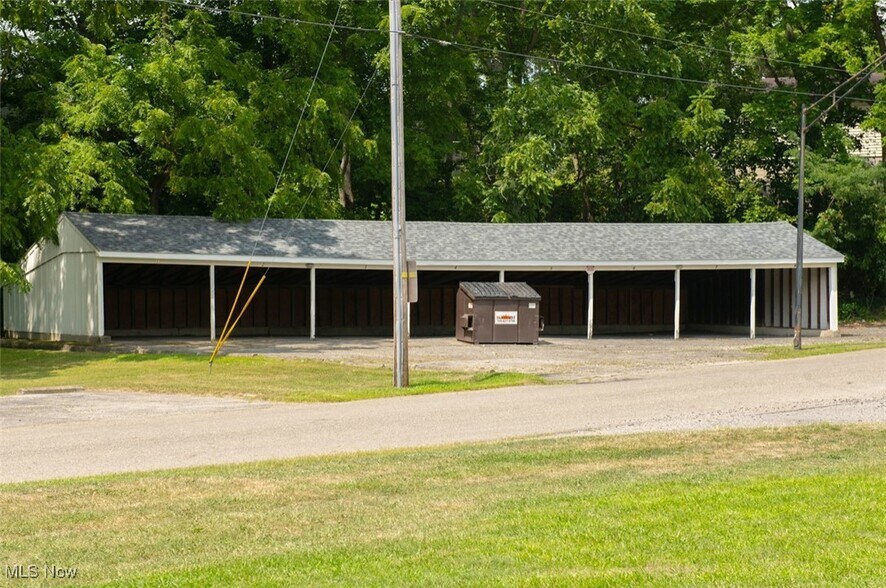More Photos Of 101 S Elruth Ave, Girard Apartments For Sale