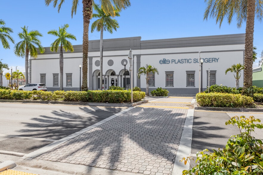 More Photos Of 2700 Hollywood Blvd, Hollywood Medical For Lease