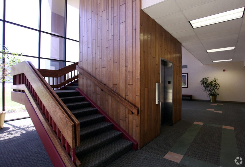 More Photos Of 1 Centerview Dr, Greensboro Unknown For Lease