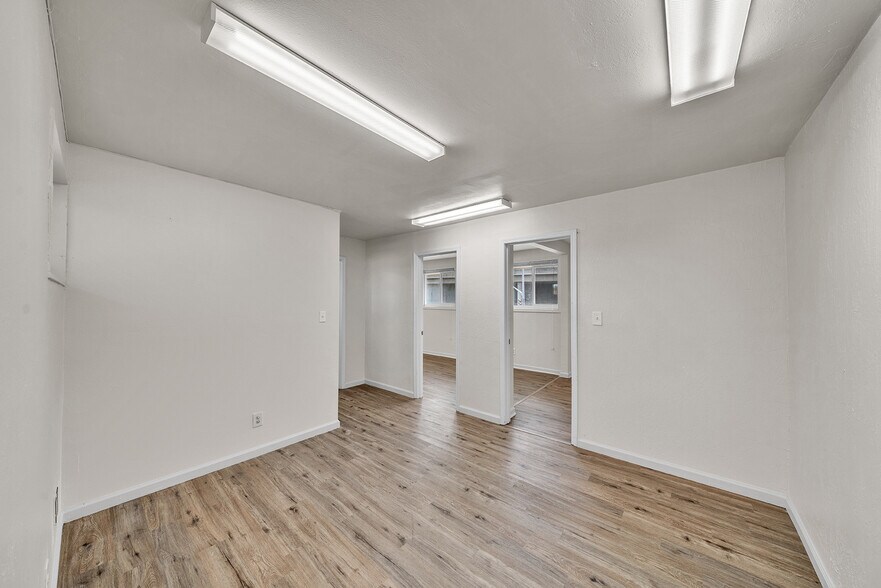 More Photos Of 2820 Broadmoor Ave, Concord Restaurant For Sale