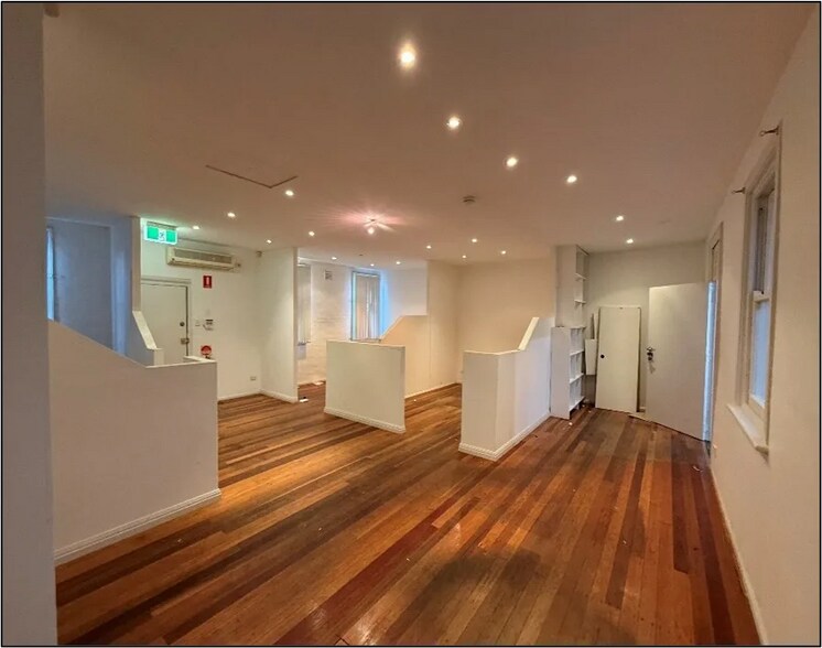 More Photos Of 213 Bay St, Brighton-Le-Sands Office For Lease