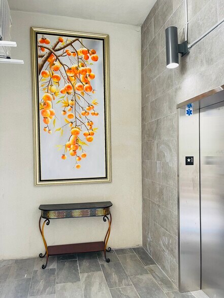 More Photos Of 550 W Garvey Ave, Monterey Park Storefront For Lease