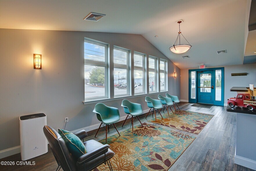 More Photos Of 121 Jpm Rd, Lewisburg Medical For Sale