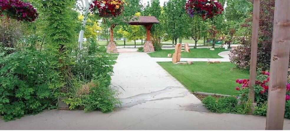 More Photos Of 619 E County Road 8, Berthoud Specialty For Sale