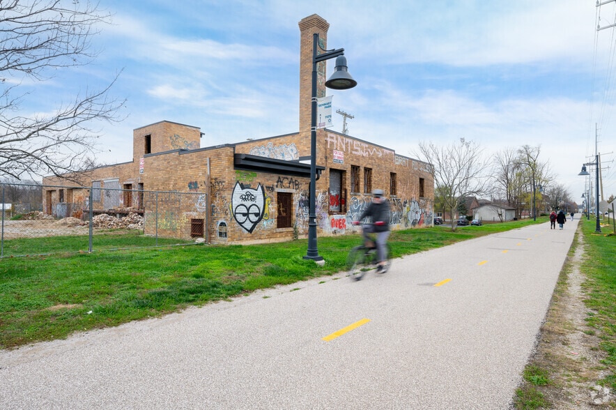 More Photos Of 229 W 1st St, Bloomington Restaurant For Sale