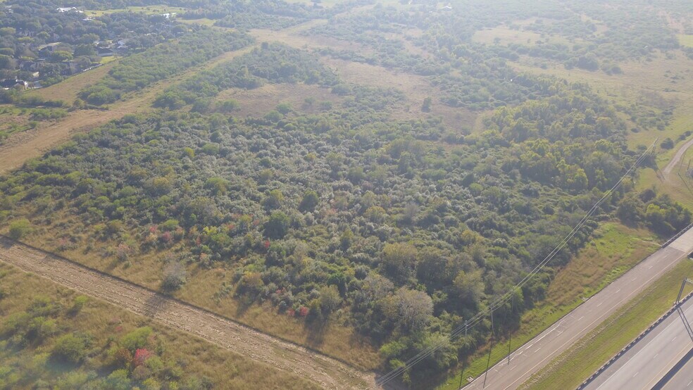 More Photos Of 00 Zac Lentz, Victoria Land For Sale