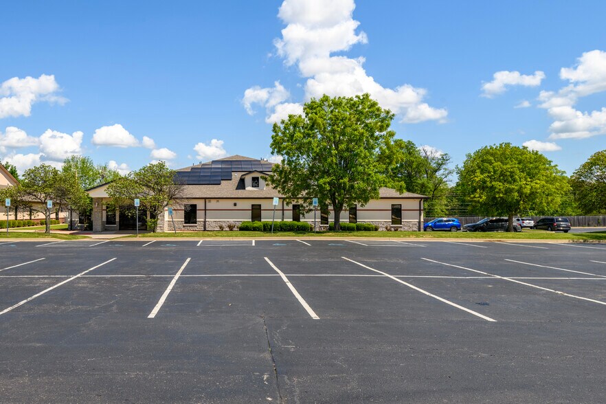 More Photos Of 4150 SE Adams Rd, Bartlesville Medical For Sale