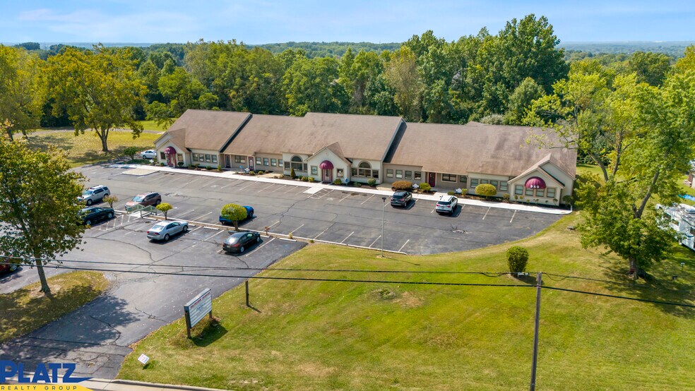 More Photos Of 950 Youngstown Warren Rd, Niles Medical For Lease