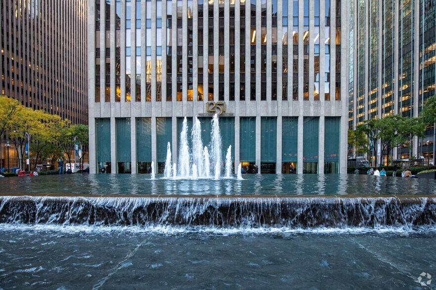 More Photos Of 1251 Avenue of the Americas, New York Office For Lease