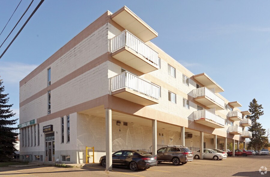 More Photos Of 9107-9153 88th Ave NW, Edmonton Apartments For Lease