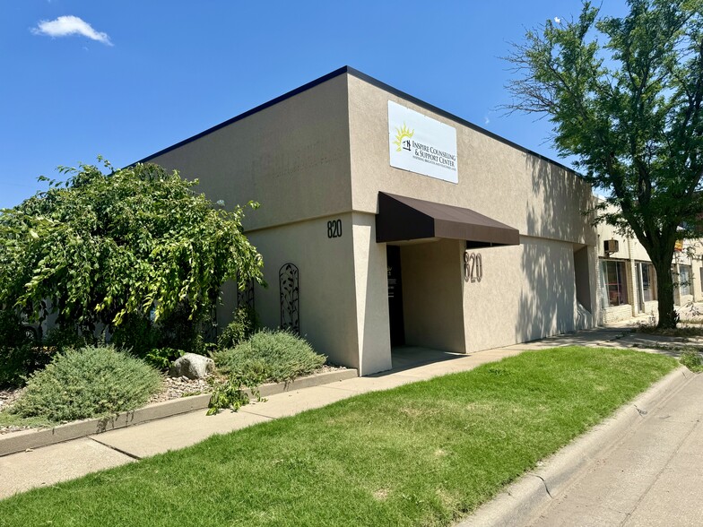 Primary Photo Of 820 N Main St, Wichita Office For Sale