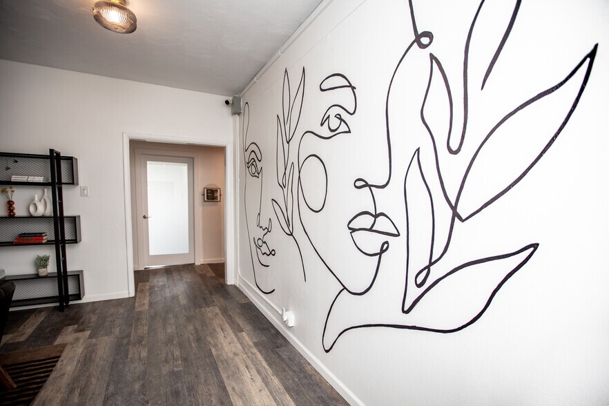 More Photos Of 9629-9635 W Colfax Ave, Lakewood Storefront For Lease
