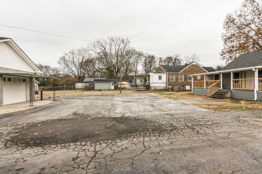 More Photos Of 124 Two Mile Pike, Goodlettsville Loft Creative Space For Sale