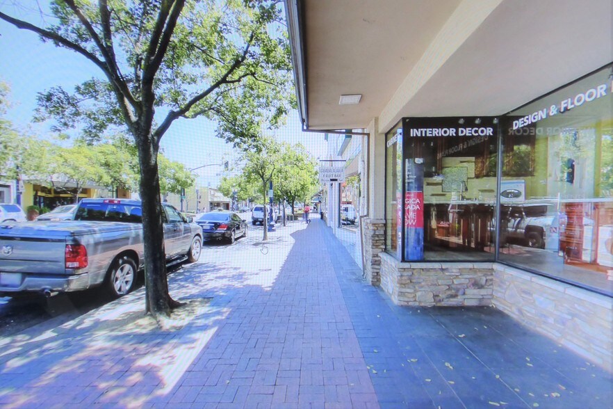 More Photos Of 821 Texas St, Fairfield General Retail For Sale