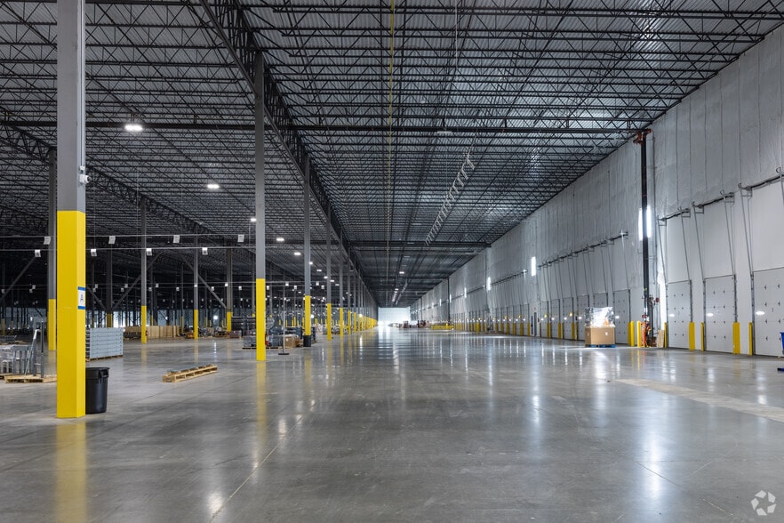 More Photos Of 201 Richard Knock Hwy, Walton Distribution For Lease