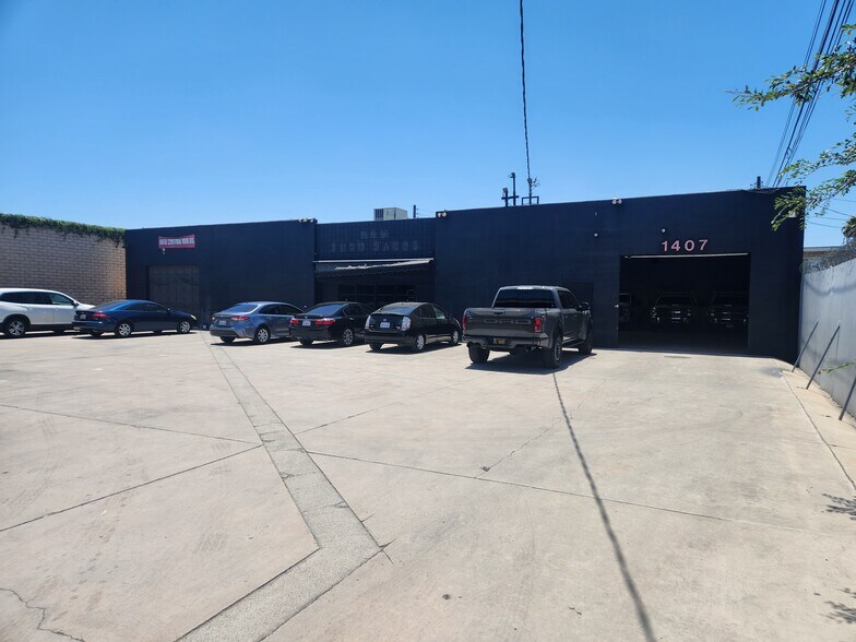 More Photos Of 1407 N Baxter St, Anaheim Manufacturing For Lease