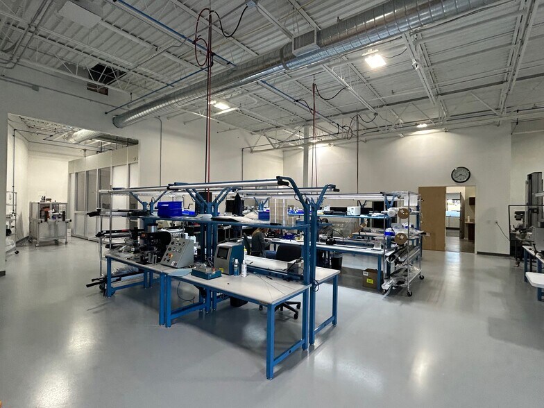 More Photos Of 7615 Golden Triangle Dr, Eden Prairie Light Manufacturing For Lease