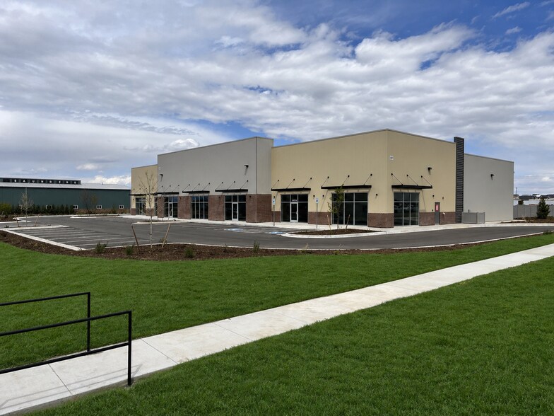 Primary Photo Of 4881 Eagle Blvd, Longmont Warehouse For Lease