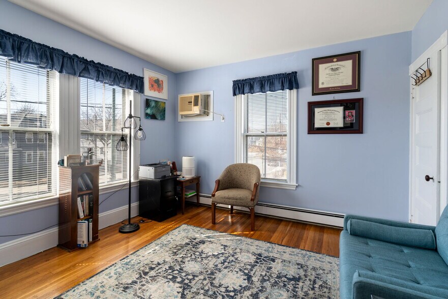 More Photos Of 113 Belmont St, Belmont Office For Sale