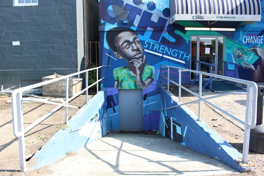 More Photos Of 917 9th Ave SE, Calgary General Retail For Lease